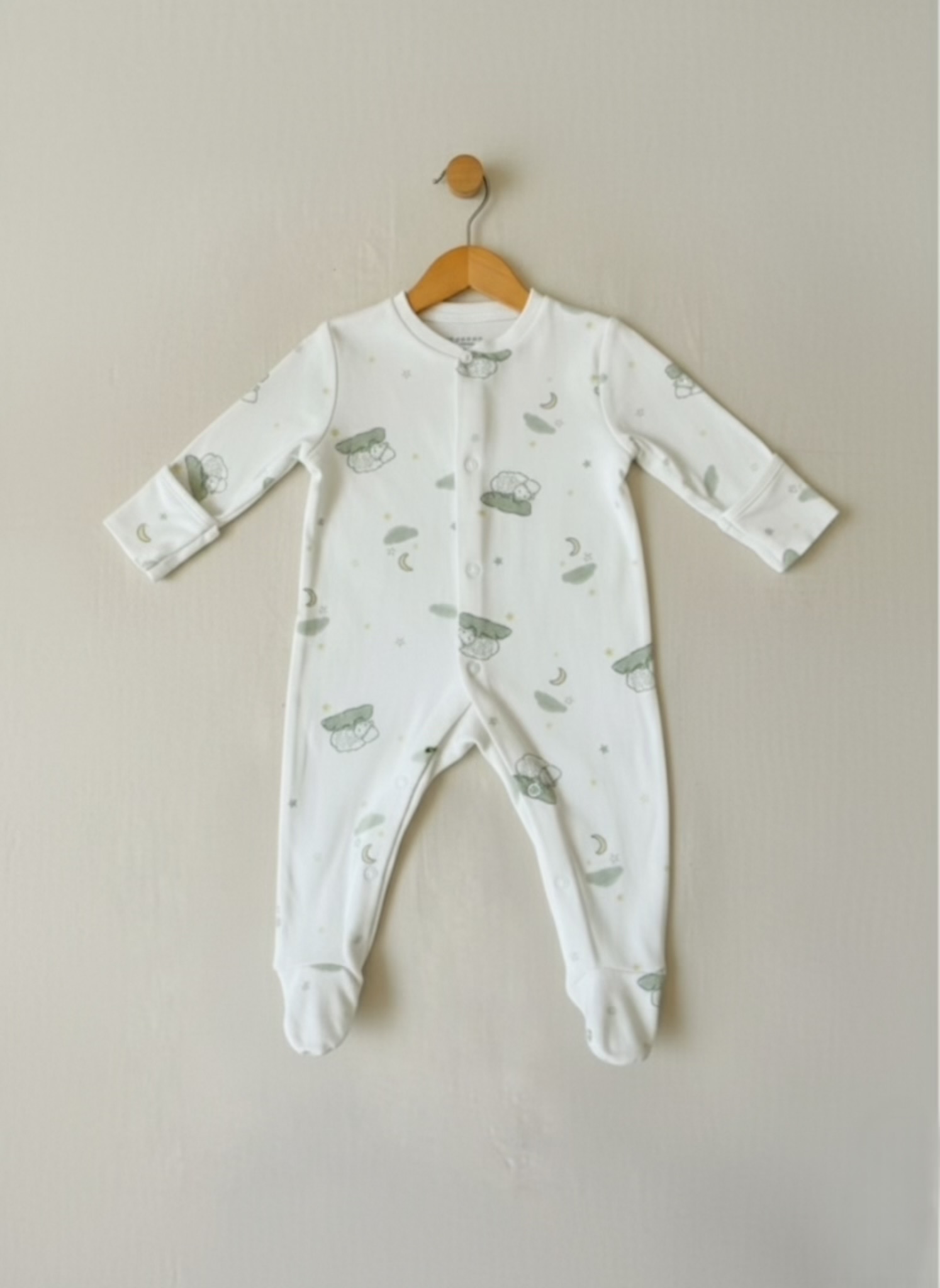 Soft button sleepsuit ☁️