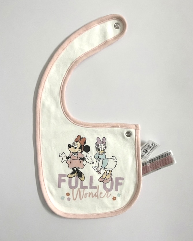 Full of wonder bib