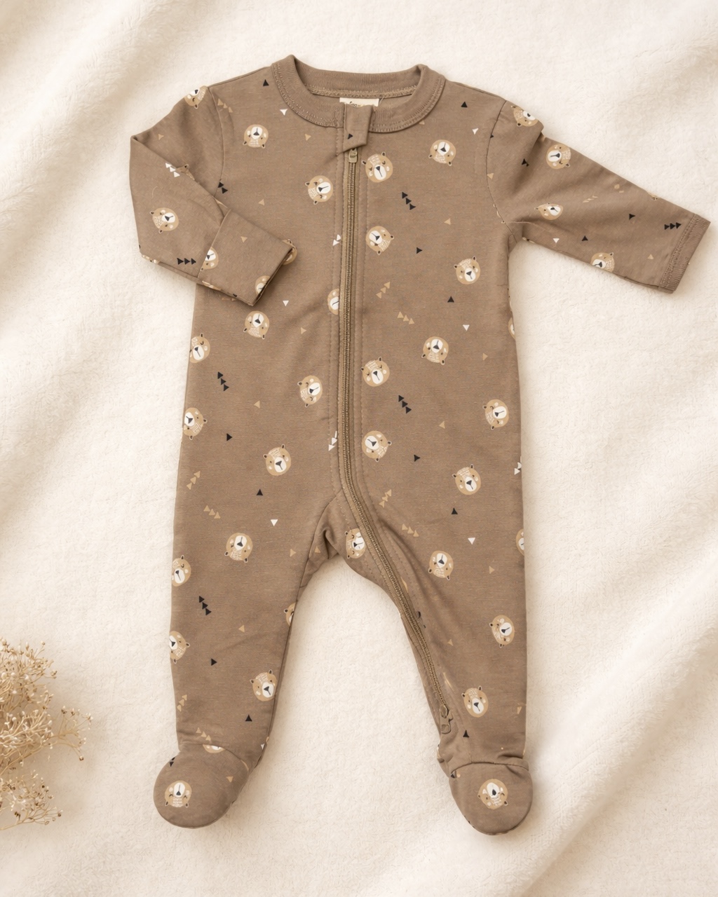 Organic cotton sleepsuit