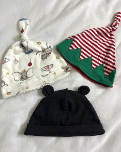 6-9 months caps set