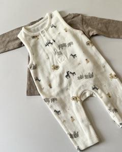 Knit animals dungaree set